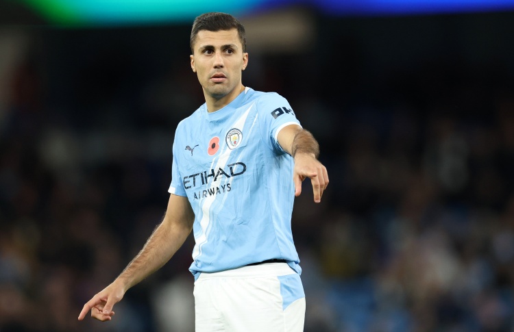 欧冠大小球分析-每体：曼城要价6000万+受过大伤+即将30岁，皇马放弃引进罗德里