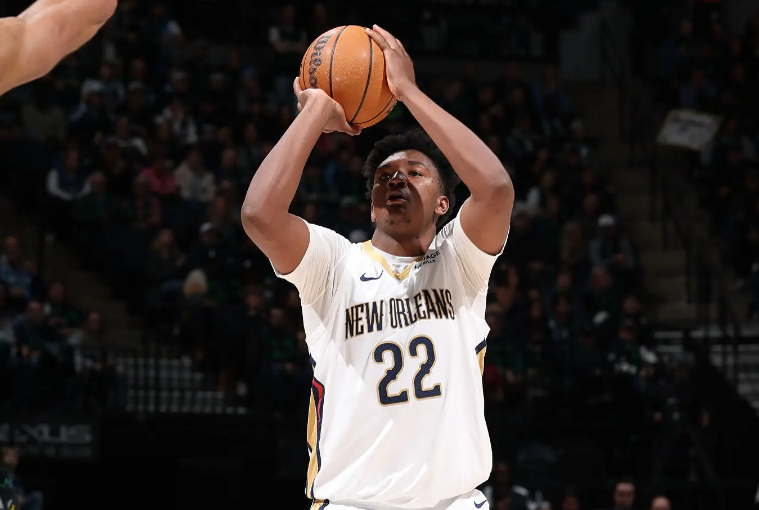 欧冠比分预测-大半个赛季一点进步都没有，鹈鹕需要调整对内线新秀的培养方式？